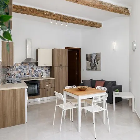 Modern, Cosy 1Bd Home - Close To Valletta Hamrun Exterior photo